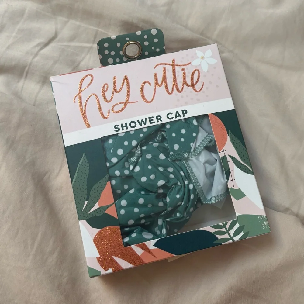 Green and White Polka Dot Bath Accessory